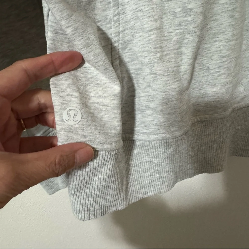 Lululemon Scuba Pullover Heathered Core Ultra Light Grey Workout Athleisure-6